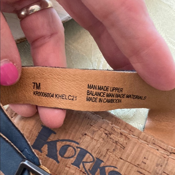 Korks Skylar Blue Denim Thong Sandals 
Size 7 - Picture 4 of 12